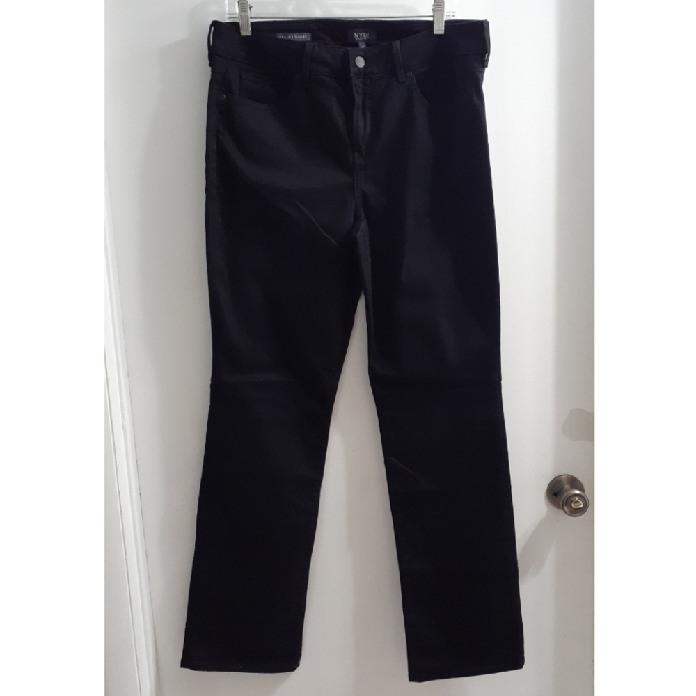 Nydj black